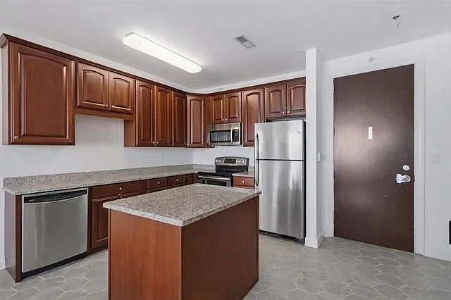 20 Avenue At Port Imperial #237 — Photo 11