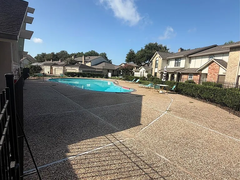 36 Pinehurst Ln — Photo 17