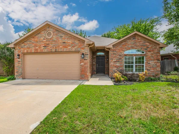 10513 Fossil Hill Dr, Fort Worth, TX 76131
