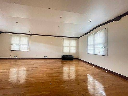 4th image of 1-215 90th Ave #1