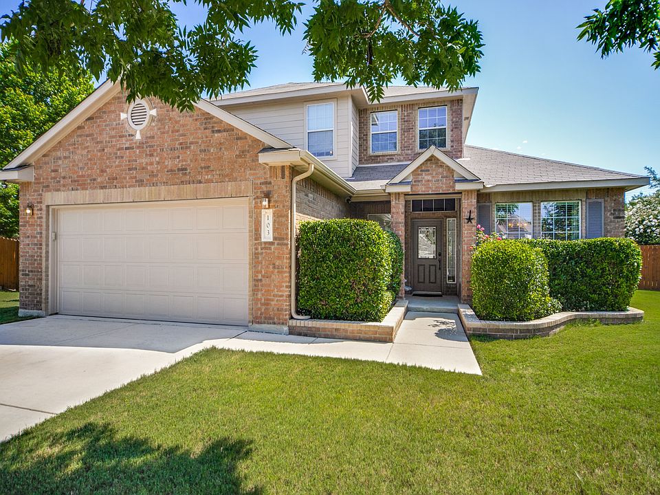 1st image of 103 Deerwood Oaks