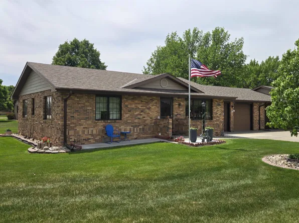 4429 P Ave, Kearney, NE 68847