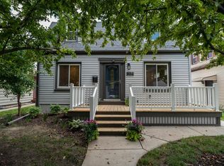 806 S 93rd St, West Allis, WI 53214
