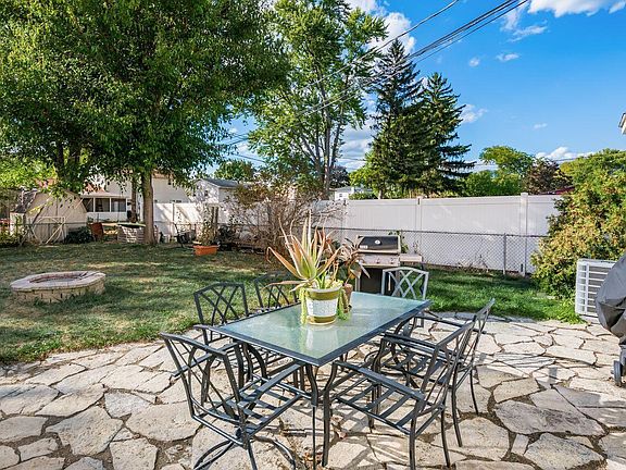3rd image of 5709 Firwood Pl