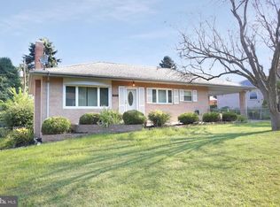 4010 Eastbrook Rd, Harrisburg, PA 17109