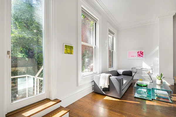 Sold by Coleman Real Estate Group | media 6