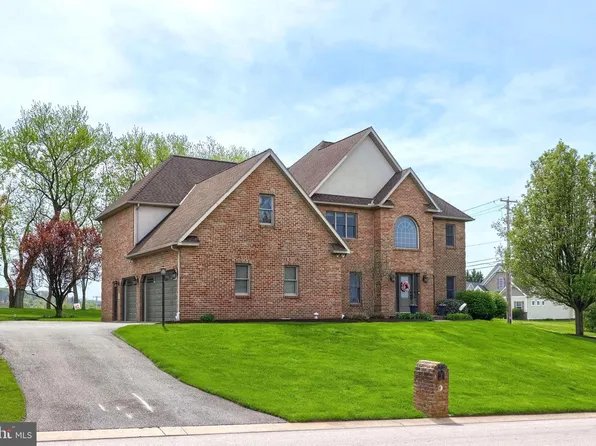 2702 Chestnut Run Rd, York, PA 17402