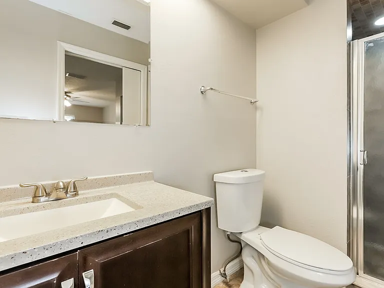 801 Cambridge Way — Photo 15