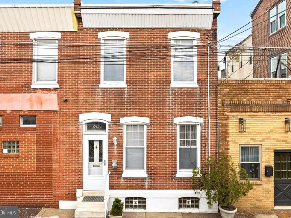 2438 Cedar St, Philadelphia, PA 19125