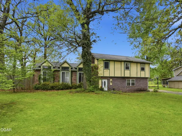 2098 S Oakcliff Rd, Joplin, MO 64801