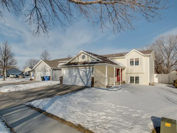 2825 35 1/2 Ave S, Fargo, ND 58104