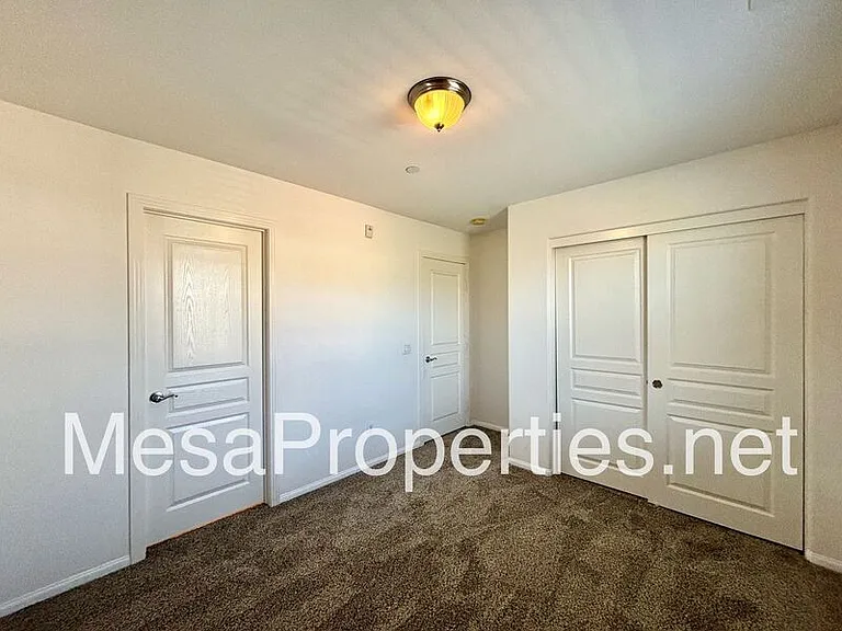 12368 Claredon Dr #6 — Photo 24