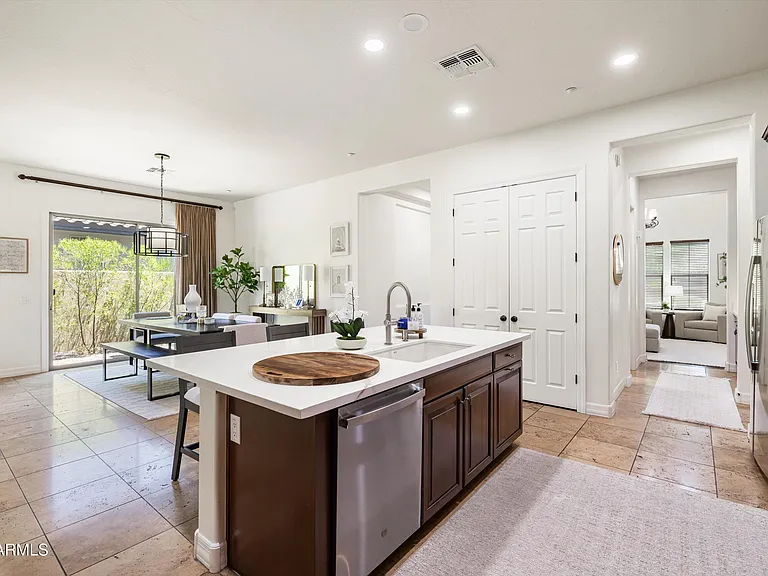 9260 E Desert Village Dr — Photo 7