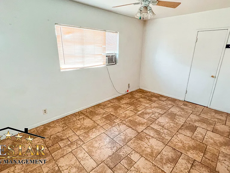 4519 Gordon St — Photo 8