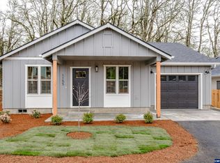 1155 SW Cherry St, Dallas, OR 97338