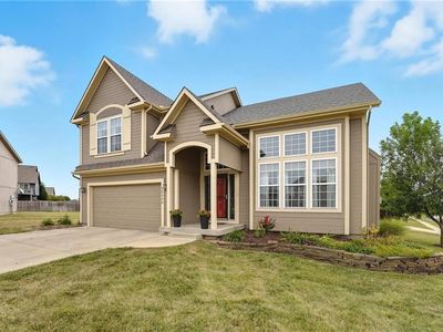 20023 Falcon Ridge Dr, Spring Hill, KS, 66083