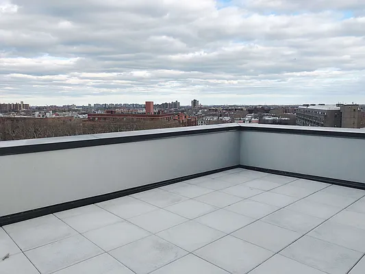 Rented by Manhattan Management LLC | media 20