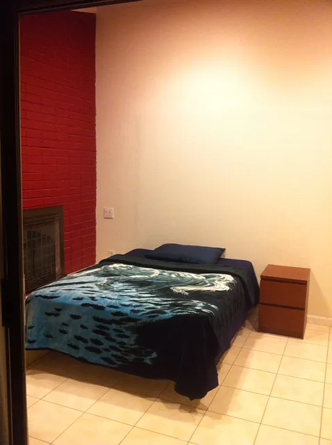 1 bed, 150 sqft, $1,150 — Photo 2