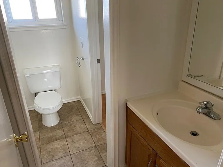 19905 Derbyshire Ln — Photo 10