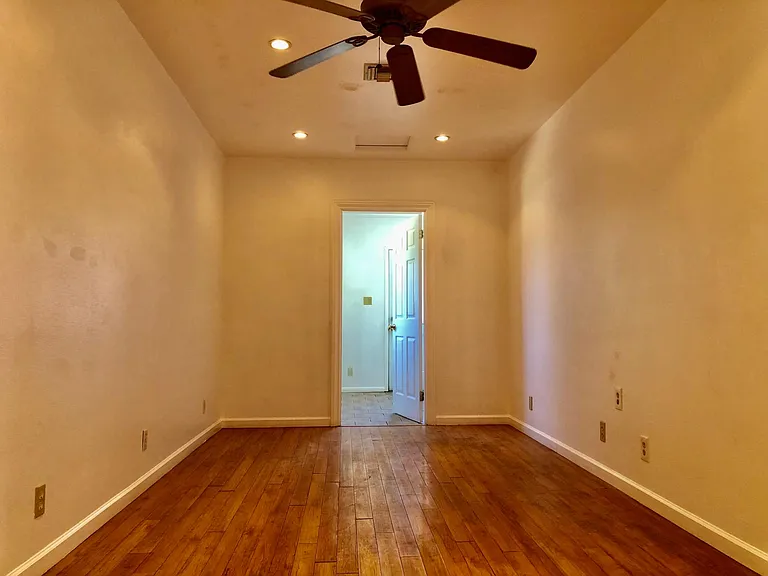1223 E Workman Ave — Photo 16