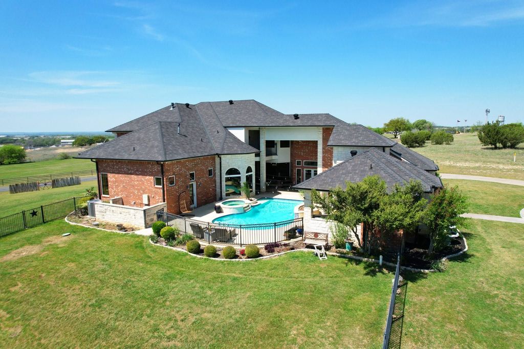 127 Eagle View Ct - Property Image