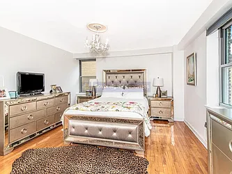 Sold by Sovereign Associates