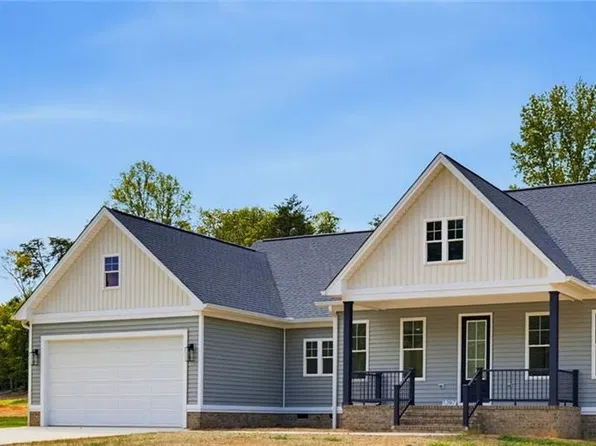 1397 Tellowee Rd, Eden, NC 27288