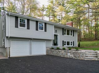 12 Marlyn Rd, Medfield, MA 02052