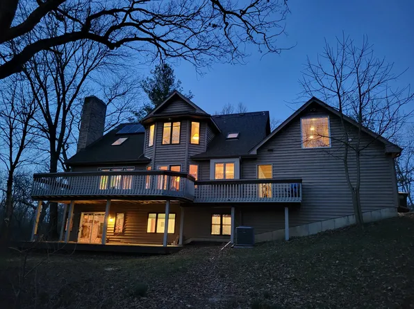 26108 N Rand Rd, Wauconda, IL 60084