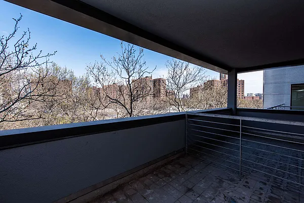 Rented by Nooklyn NYC LLC | media 51