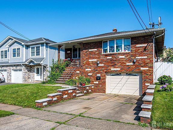 3rd image of 606 Knopf St