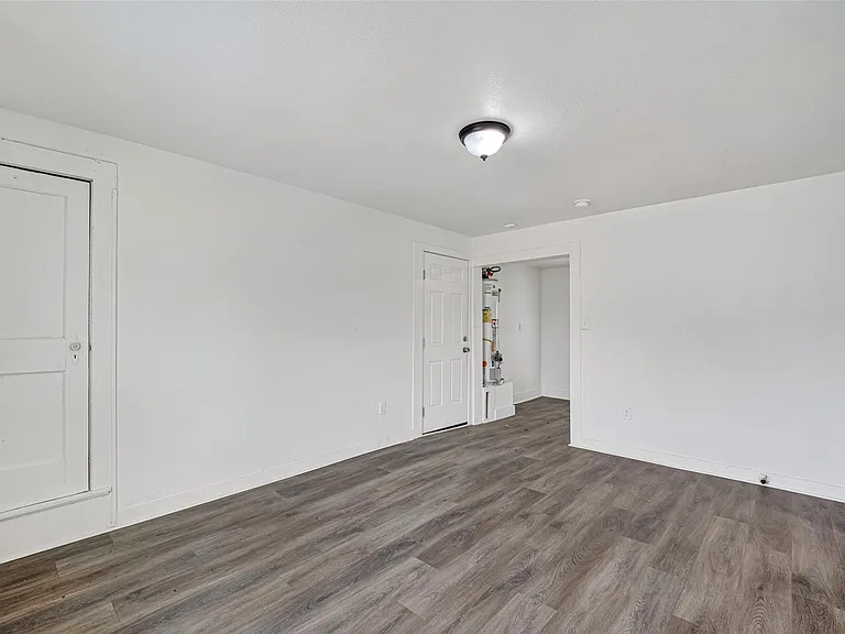 4901 Stimson St #7 — Photo 7