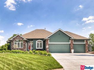 18114 Howe Cir, Omaha, NE 68130