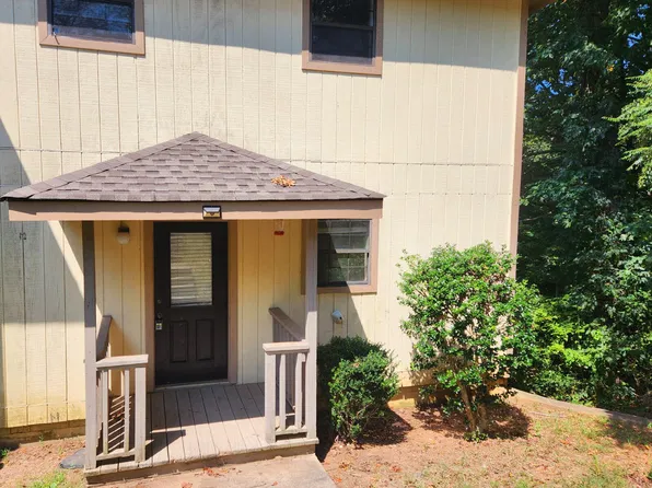 3970 Darryl Ln, Gainesville, GA 30506