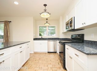 2526 Ivy Creek Farm Rd, Charlottesville, VA 22903