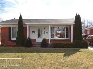 22624 22624 Amherst, Saint Clair Shores, MI 48081