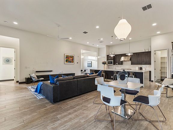 2nd image of 10437 E Monterra Way