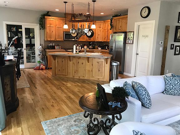 Hardwood throughout downstairs 