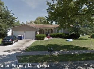 3880 Camelot Dr SE, Grand Rapids, MI 49546
