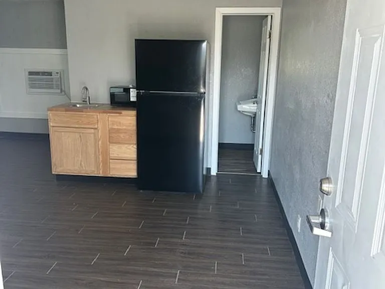 701 N National Ave — Photo 22