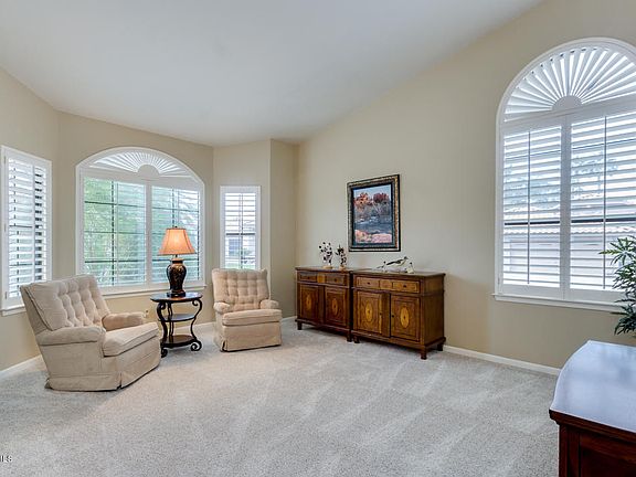 5th image of 1056 W Sherri Dr