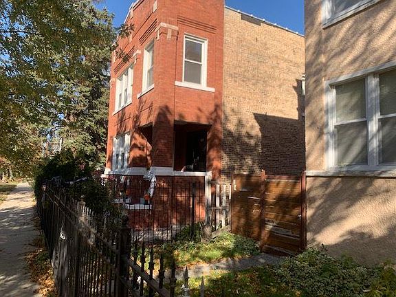 2nd image of 6143 S Sacramento Ave #2