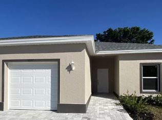 1062 San Cristobal Ave, Punta Gorda, FL 33983