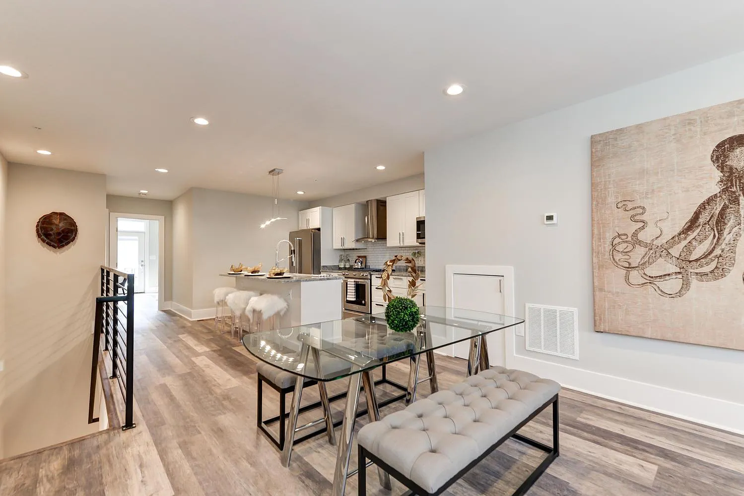 1232 Quincy St NW — Photo 2