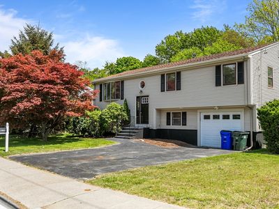 619 Elsbree St, Fall River, MA, 02720