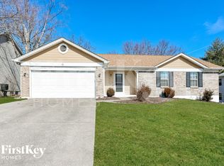 4 W Park Dr, O'Fallon, MO 63366