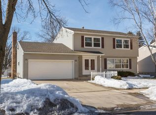 2109 10th Ave NE, Rochester, MN 55906