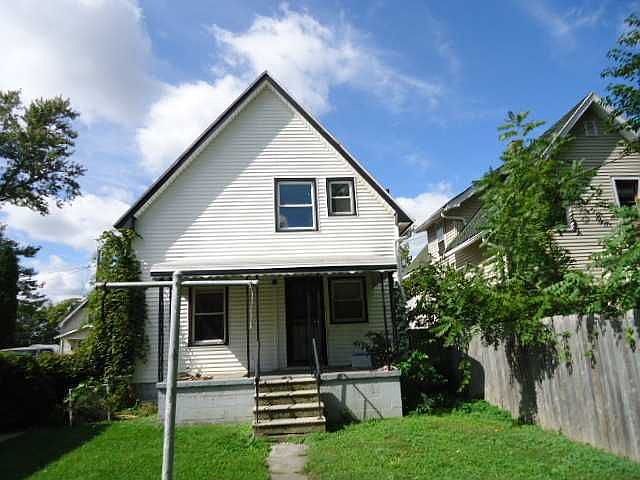 2nd image of 3126 Enright St