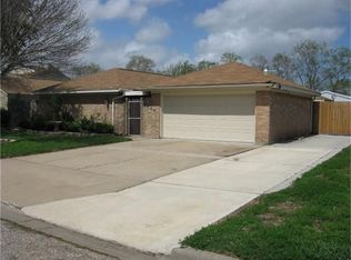 1914 28th Ave N, Texas City, TX 77590