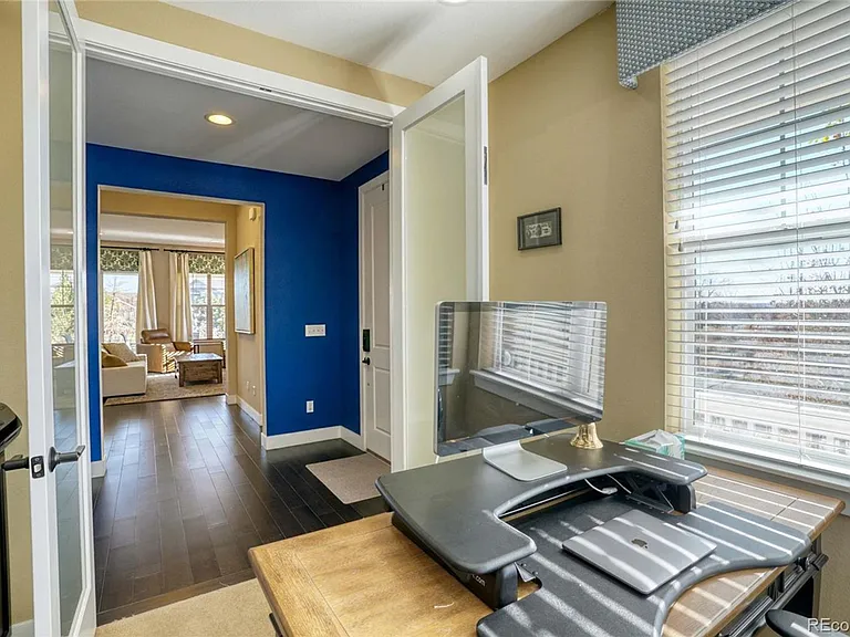 13700 Raritan Dr — Photo 15